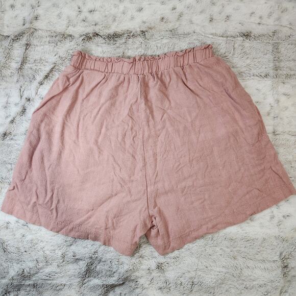 Sozy Light Pink Chic and Effortless Lacey Linen Rayon Blend Shorts Size M - Picture 3 of 4